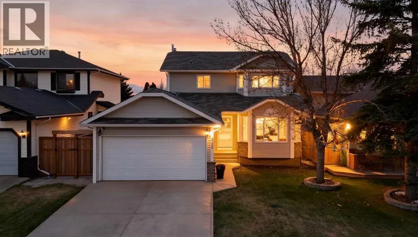 212 Harvest Wood Way NE, Calgary, Alberta T3K3X7