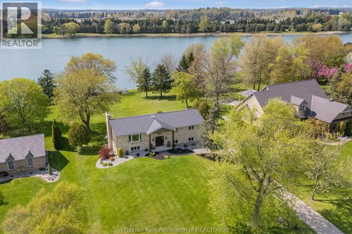 10609 Lakeview DRIVE, Harwich Township, Ontario N7M5J3