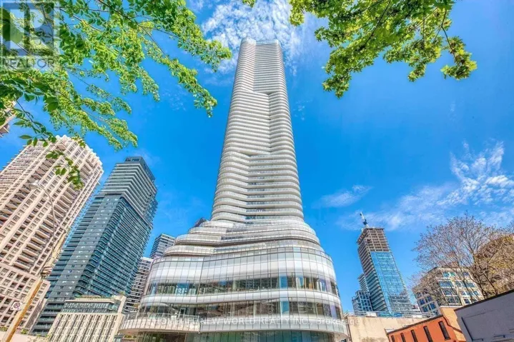 5712 - 11 WELLESLEY STREET W, Toronto (Bay Street Corridor), Ontario M4Y0G4