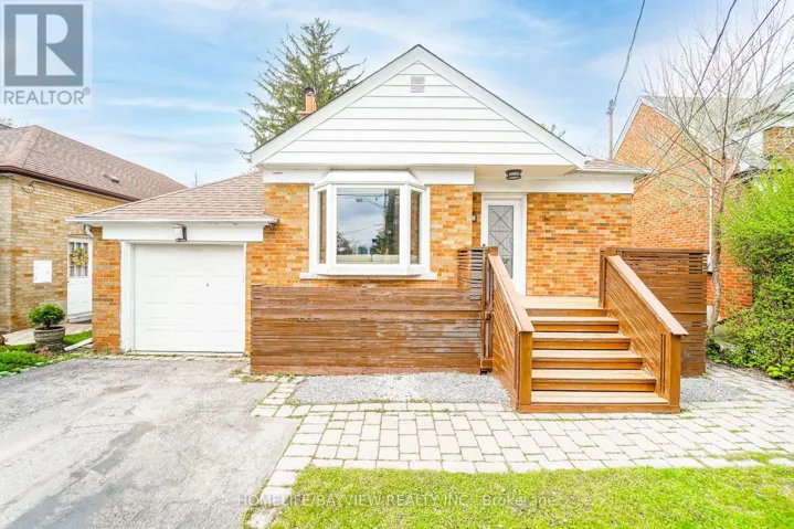 14 EASTON ROAD, Toronto (Lansing-Westgate), Ontario M2N2L3