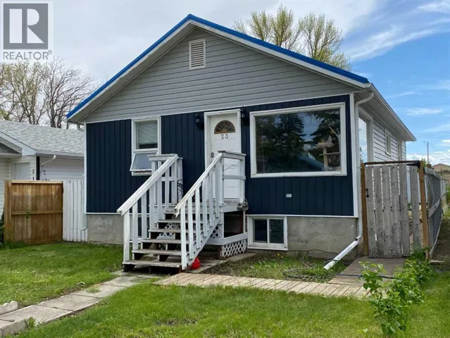 23 Pine Avenue W, Brooks, Alberta T1A0A1