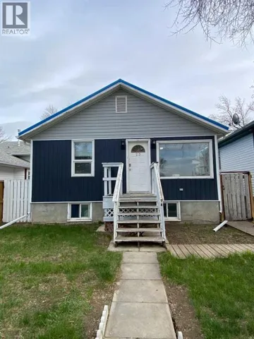 23 Pine Avenue W, Brooks, Alberta T1A0A1
