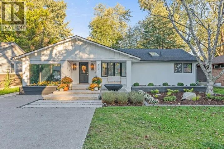 222 ARLINGTON BOULEVARD, Tecumseh, Ontario N8N2J7