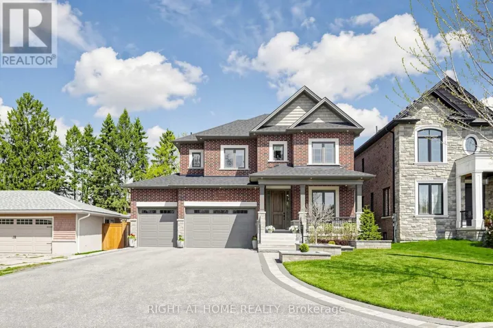 1304 KILMAURS AVENUE, Oshawa (Eastdale), Ontario L1K2A3