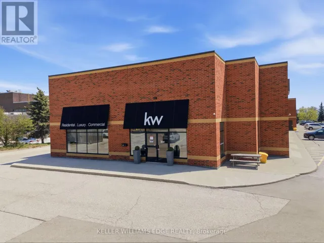4 - 245 WYECROFT ROAD, Oakville (QE Queen Elizabeth), Ontario L6K3Y6