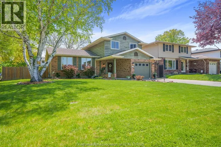 106 UNIVERSITY DRIVE, Chatham, Ontario N7L4V5