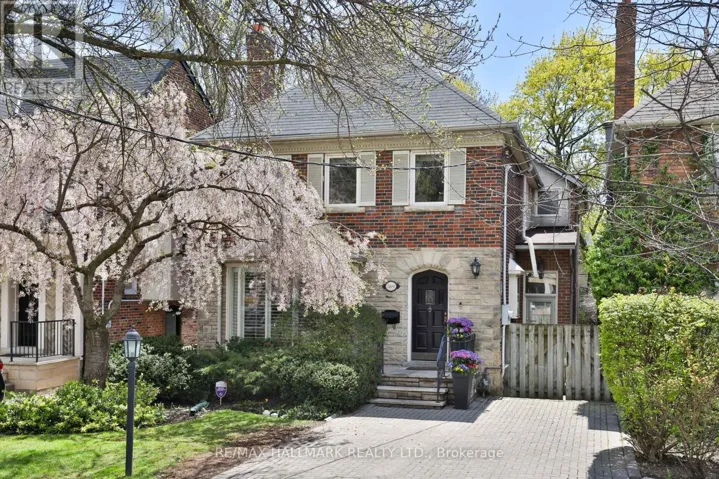 569 BRIAR HILL AVENUE, Toronto (Forest Hill North), Ontario M5N1N1