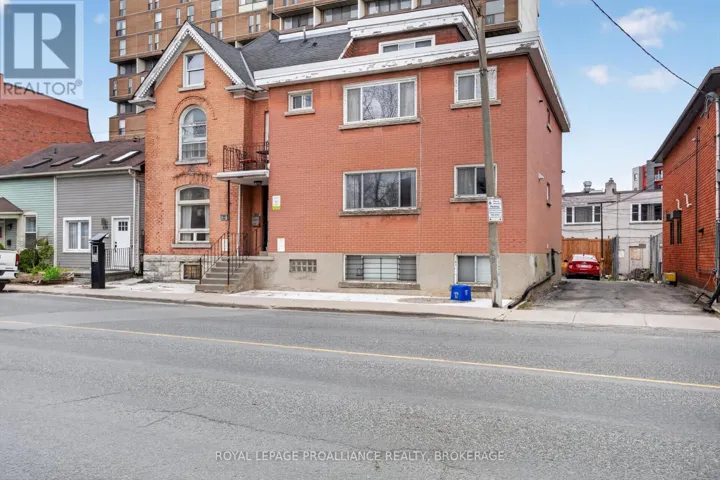 322 QUEEN STREET, Kingston (East of Sir John A. Blvd), Ontario K7K1B8