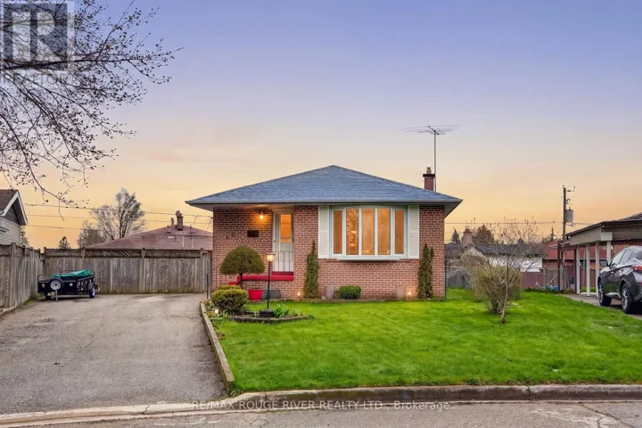 812 BEM AVENUE, Pickering (Bay Ridges), Ontario L1W1X1
