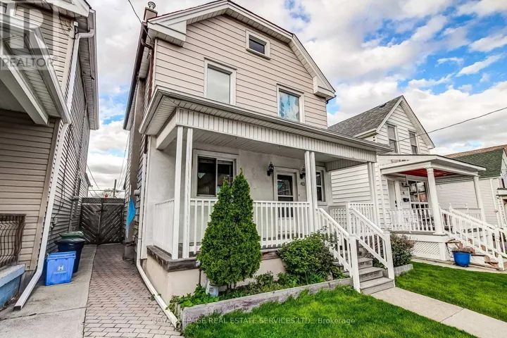 43 ROSEMONT AVENUE, Hamilton (Stipley), Ontario L8L2M4