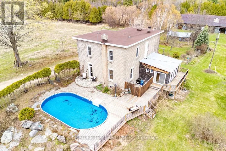 9390 60 HIGHWAY, North Algona Wilberforce, Ontario K0J1T0