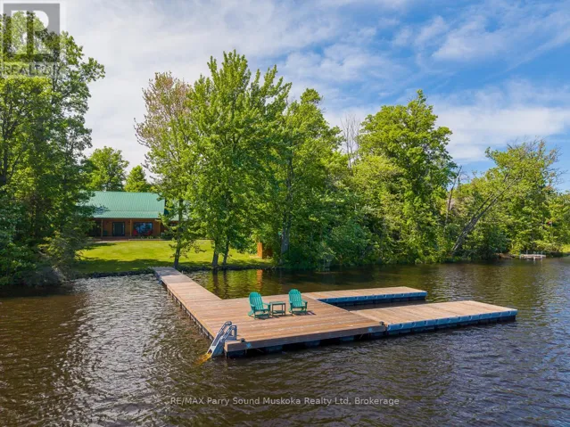 48 WENDY’S LANE, McKellar, Ontario P2A0B5