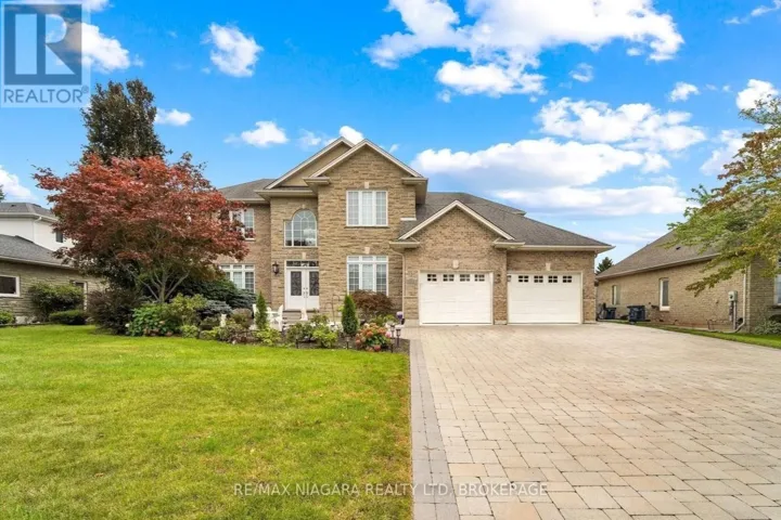 8018 CATHEDRAL DRIVE, Niagara Falls (Mt. Carmel), Ontario L2H2Z2