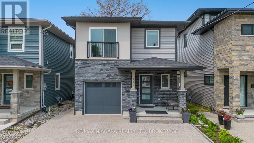 77B BROADWAY, St. Catharines (Port Weller), Ontario L2M7Y3