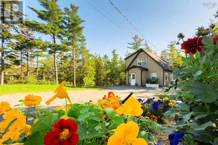 52 273 Meek Arm Trail, Mount Uniacke, Nova Scotia B0N1Z0