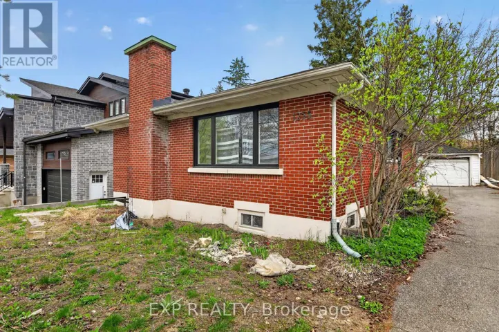 1255 EVANS BOULEVARD N, Ottawa, Ontario K1H7T7