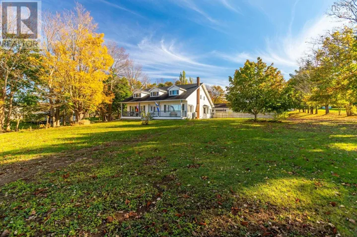 428 Highway 1, Deep Brook, Nova Scotia B0S1J0