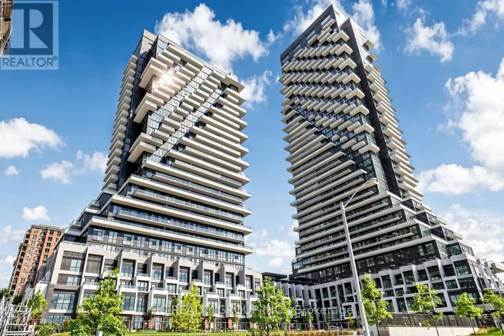 215 - 30 INN ON THE PARK DRIVE, Toronto (Banbury-Don Mills), Ontario M3C0P7