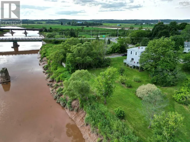 2059 HWY 224, Shubenacadie East, Nova Scotia B0N2H0