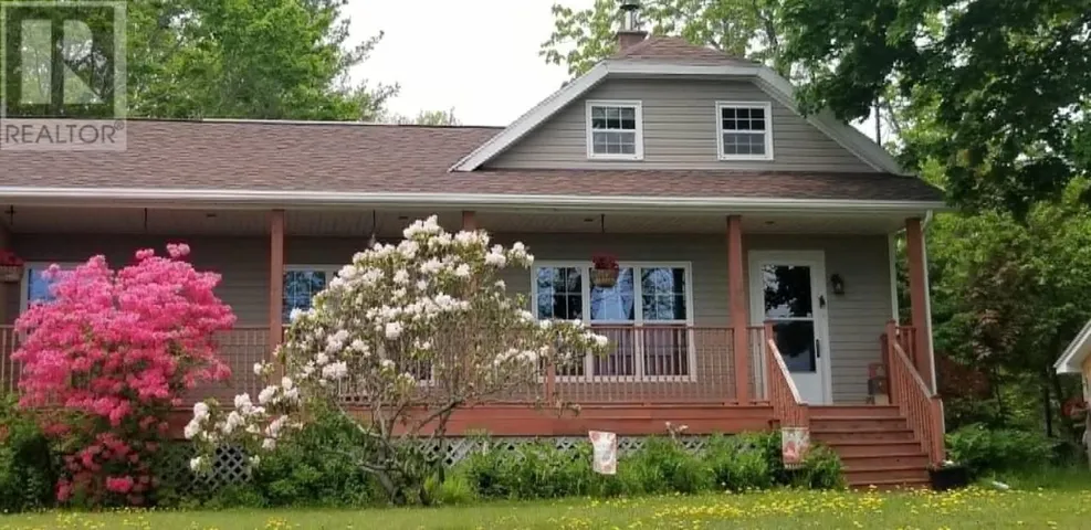 202 White Point Road, Liverpool, Nova Scotia B0T1K0