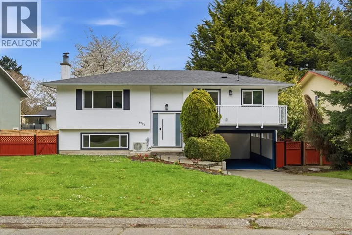 4391 Elnido Cres, Saanich, British Columbia V8N5G8