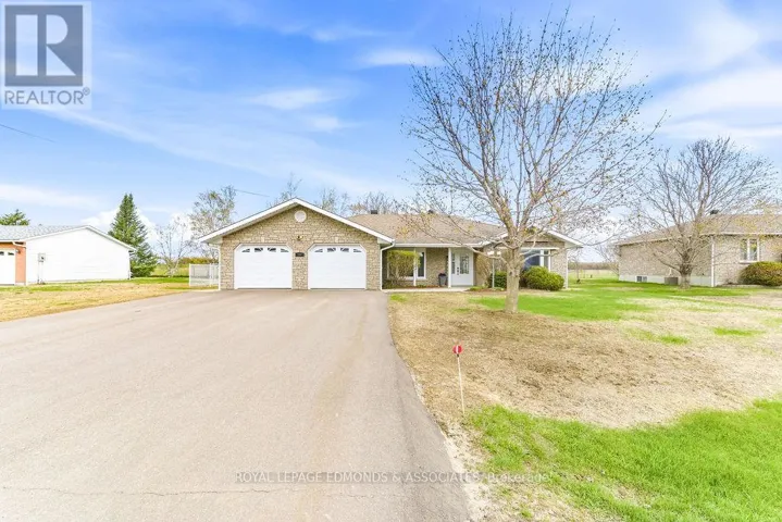 47 CAMERON STREET, Whitewater Region, Ontario K0J1C0