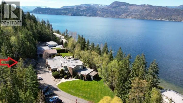2924 Eagle Bay Road Unit# 1 to 5, Blind Bay, British Columbia V0E1H1