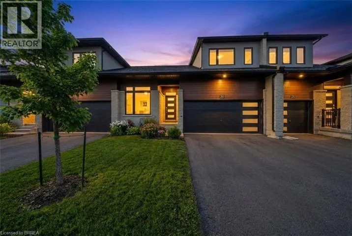 30 BENSLEY Lane, Hamilton, Ontario L9C0E7
