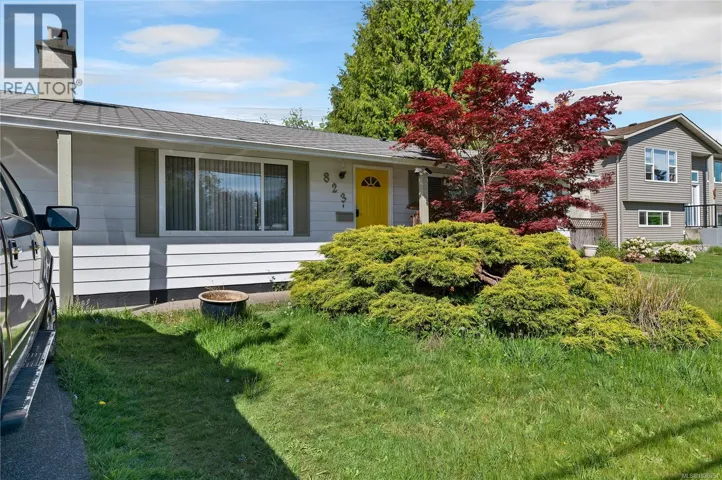 823 Kalmar Rd, Campbell River, British Columbia V9W2A1