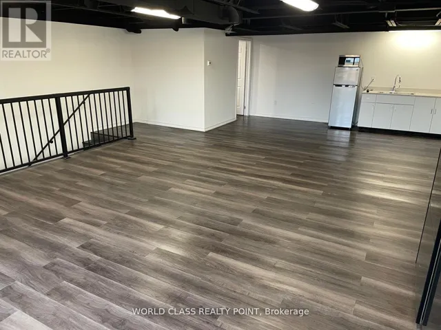 9 UPPER - 20 CLAIREPORT CRESCENT E, Toronto (West Humber-Clairville), Ontario M9W6P6