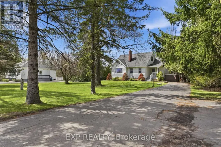 74 SIDNEY STREET, Belleville (Belleville Ward), Ontario K8P3Y8