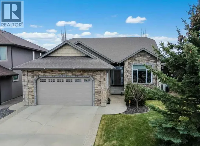 40 Oakwood Close, Red Deer, Alberta T4P0C5