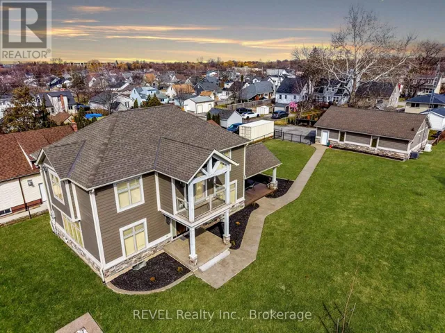 190 OAKDALE AVENUE, St. Catharines (Oakdale), Ontario L2P2K8