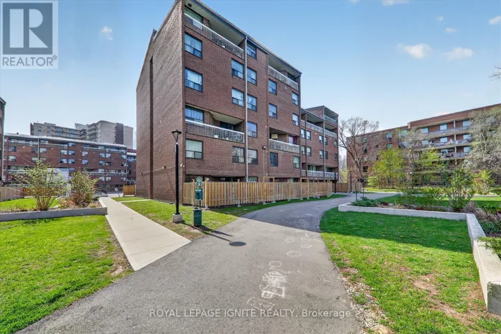 602 - 4064 LAWRENCE AVENUE E, Toronto (West Hill), Ontario M1E4V6