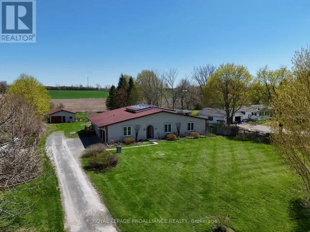138 MASSASSAUGA ROAD, Prince Edward County (Ameliasburg Ward), Ontario K8N4Z7