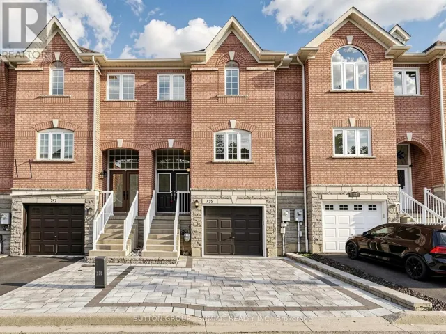 735 MAXMAN STREET, Mississauga (Hurontario), Ontario L5R0B3