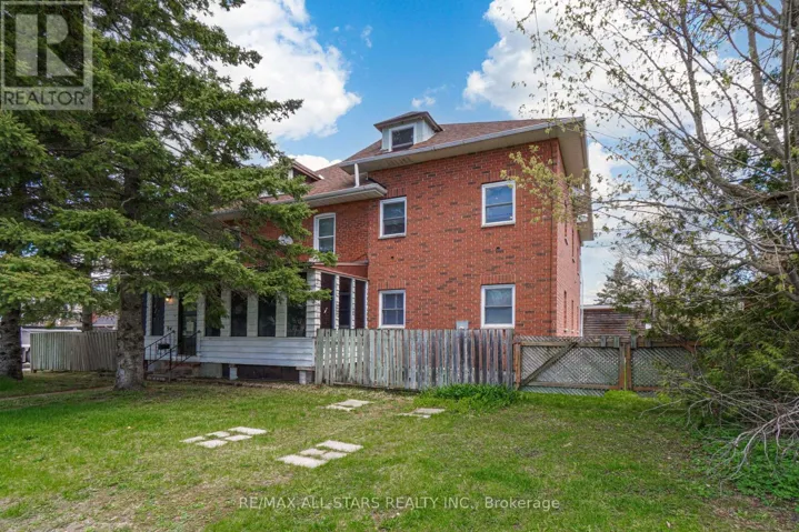 94 ADELAIDE STREET N, Kawartha Lakes (Lindsay), Ontario K9V4L5