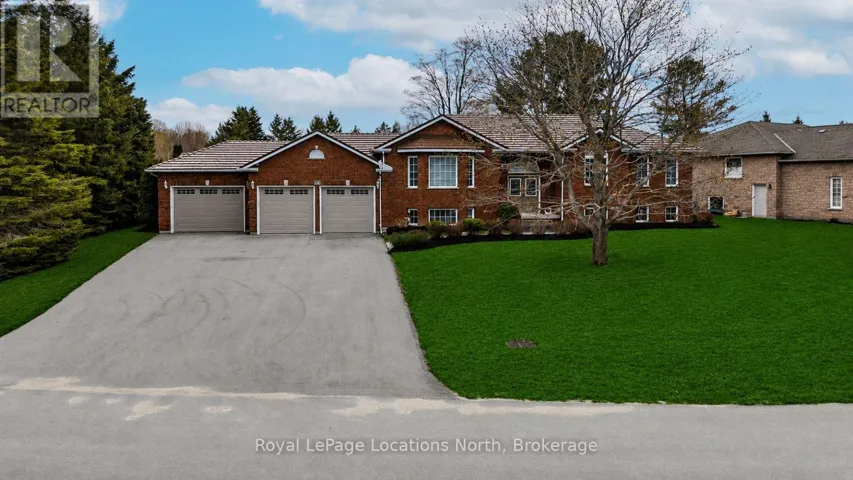 4 HILLIER COURT, Wasaga Beach, Ontario L9Z1J8