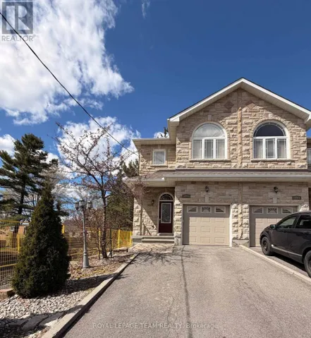 1221 ANOKA STREET, Ottawa, Ontario K1V6C5