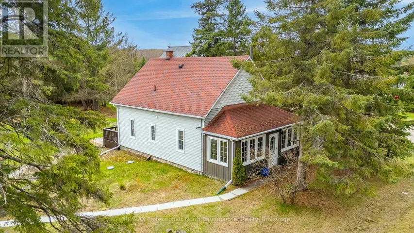 10752 COUNTY ROAD 503, Highlands East (Glamorgan), Ontario K0M1R0
