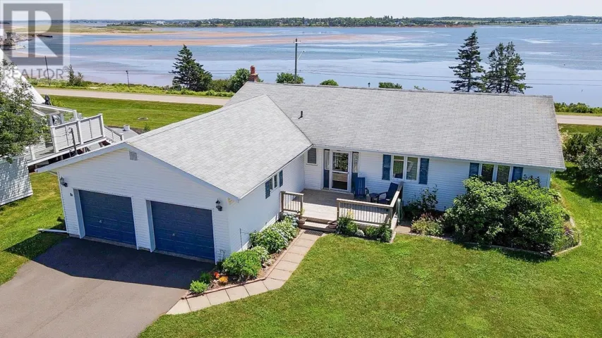28 Lantern Hill Drive, North Rustico, Prince Edward Island C0A1N0