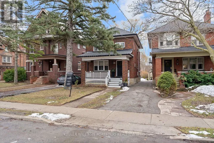 145 GLENGROVE AVENUE W, Toronto (Lawrence Park South), Ontario M4R1P1