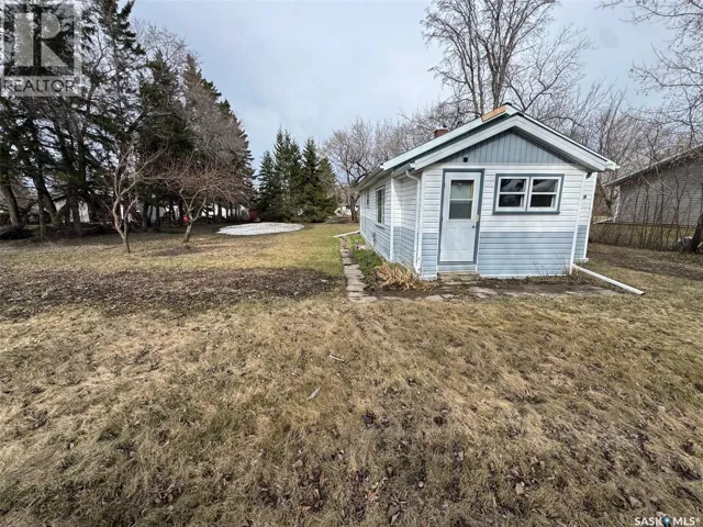 228 2nd AVENUE, Spalding, Saskatchewan S0K4C0