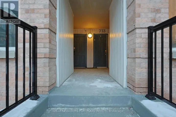 #733 - 75 WELDRICK ROAD E, Richmond Hill (Observatory), Ontario L4C0H9