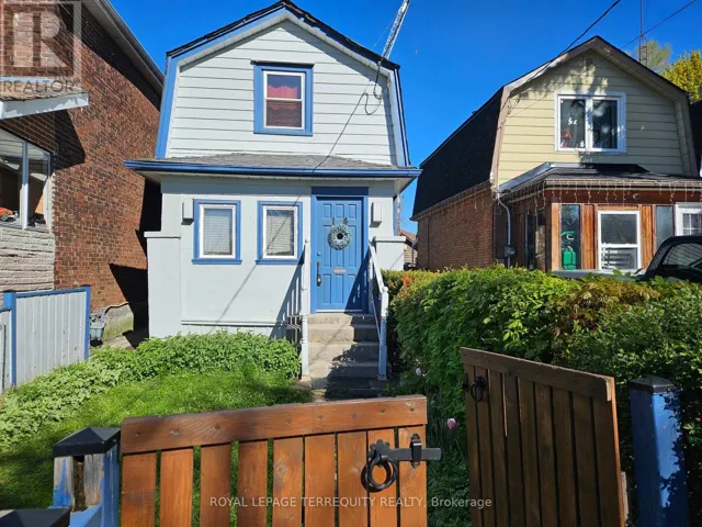 14 HOLLIS STREET, Toronto (Mount Dennis), Ontario M6M4M9
