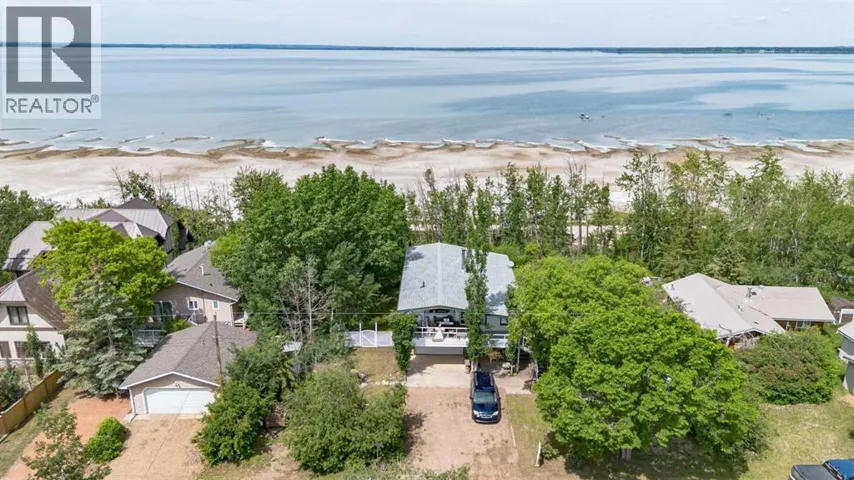 44 Lakeview Avenue, White Sands, Alberta T0C2L0