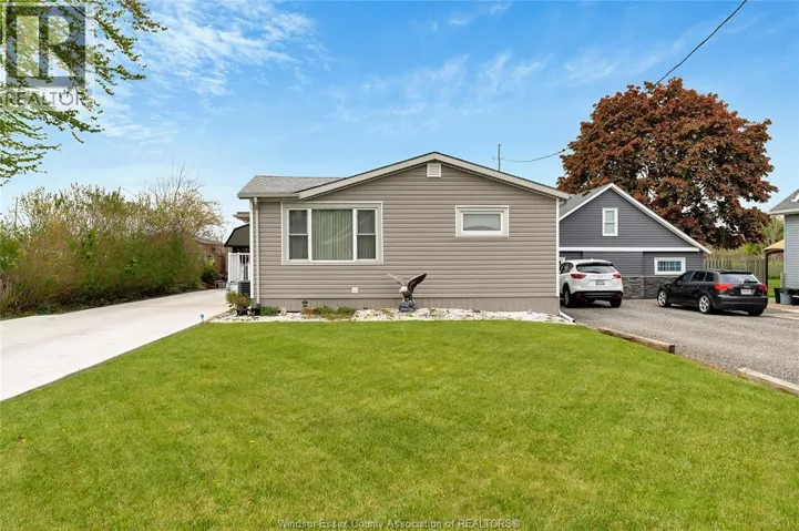 1626 TALBOT ROAD, Kingsville, Ontario N9Y2E5
