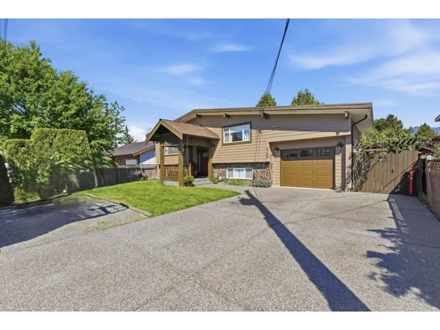 6780 SCHOOL LANE, Sardis South, Chilliwack, British Columbia V2R2C9