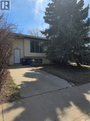 3615-3617 Fairlight DRIVE, Saskatoon, Saskatchewan S7M4L7