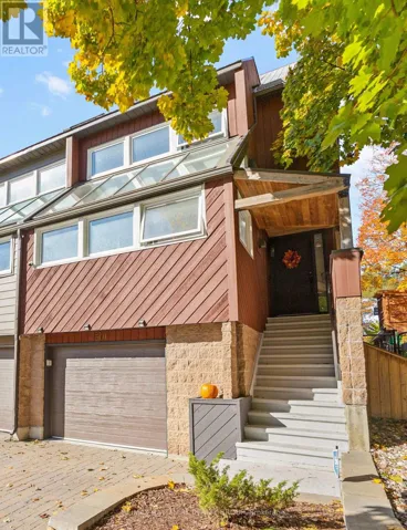501 WILBROD STREET, Ottawa, Ontario K1N5R4